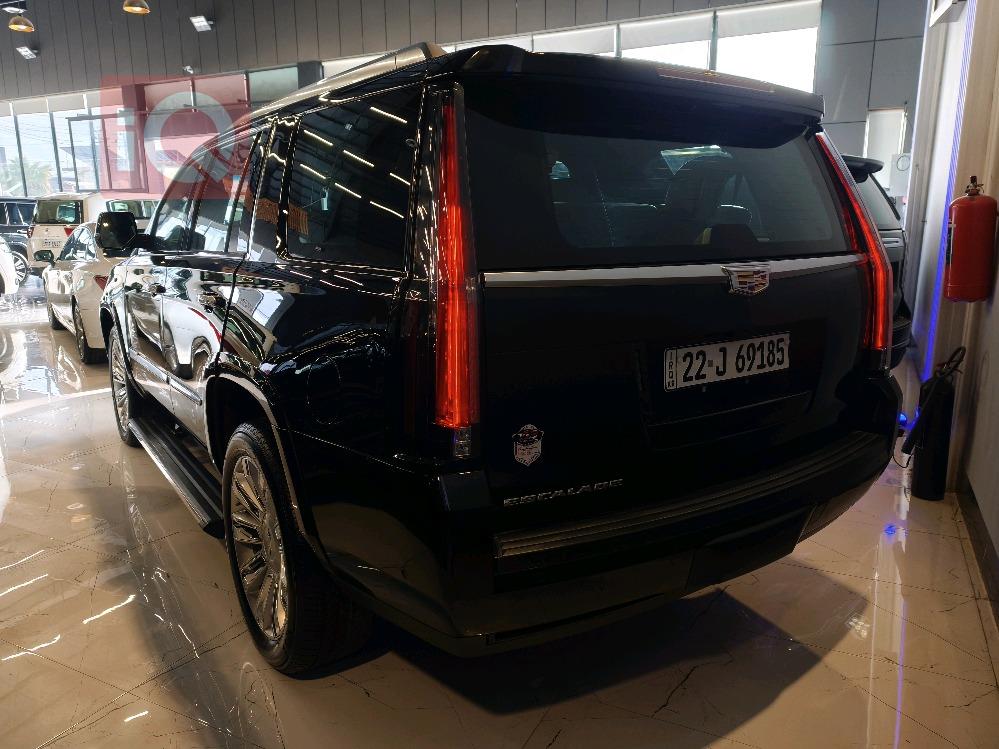 كاديلاك اسكاليد